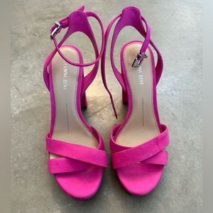 Giani Bini hot pink heels